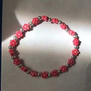 Red flower beaded bracelet one size